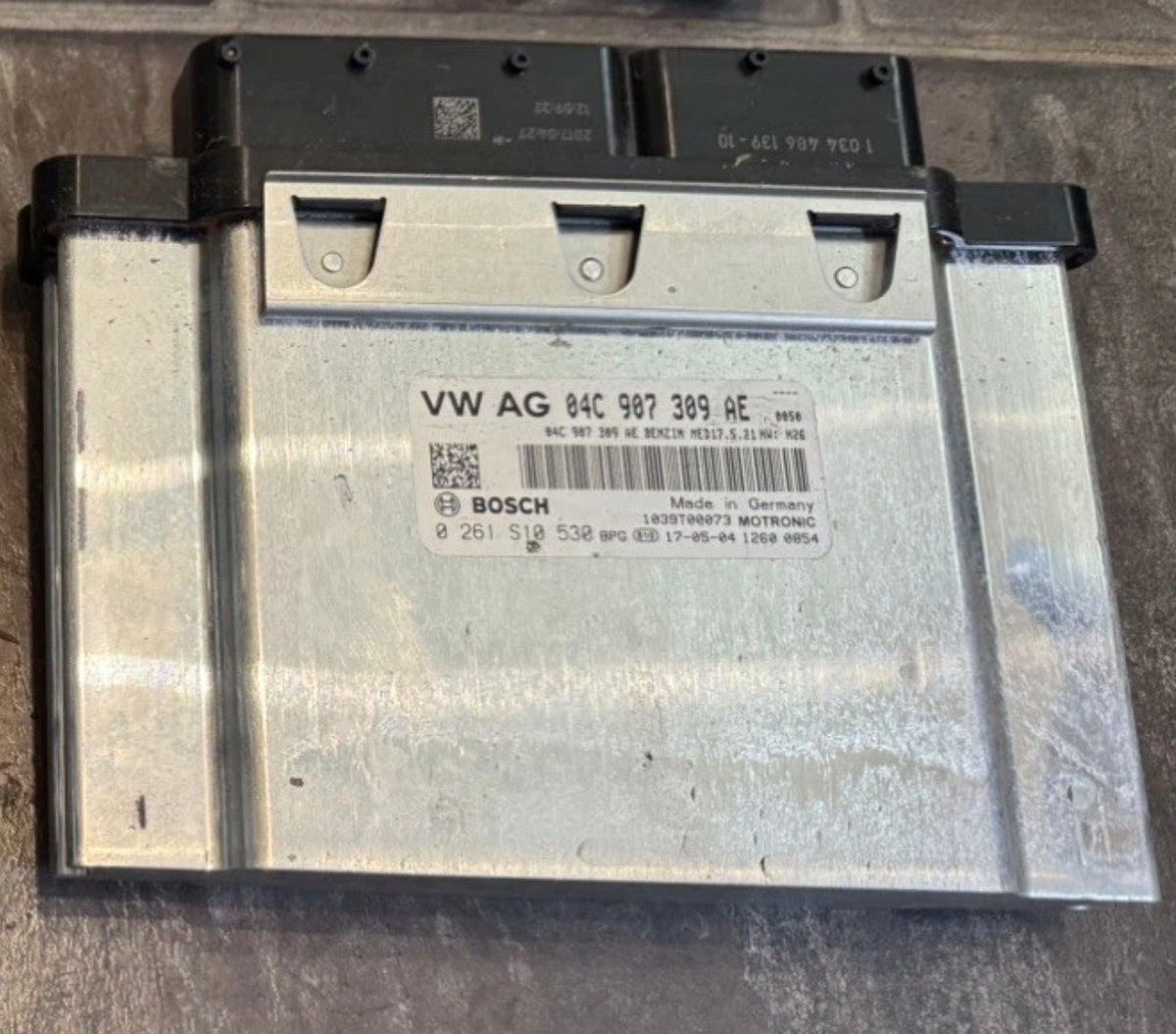 ECU cloning and tuning add-on for Audi A3 Bosch ECU 04C907309AE
