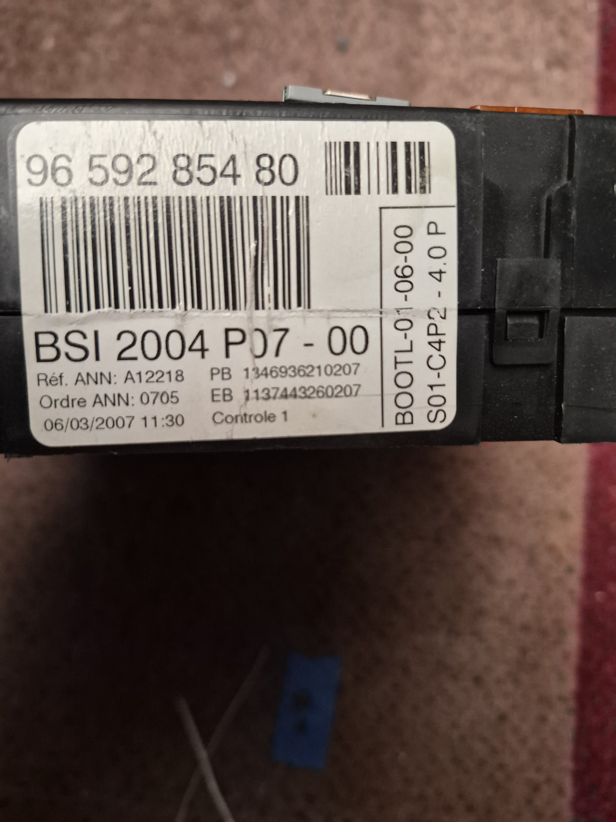 Peugeot Citroen BSI Module 96 592 854 80 BSI 2004 P07-00
