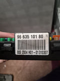Peugeot Citroen BSI Module 96 635 101 80 BSI 2004 H01 - 01310307