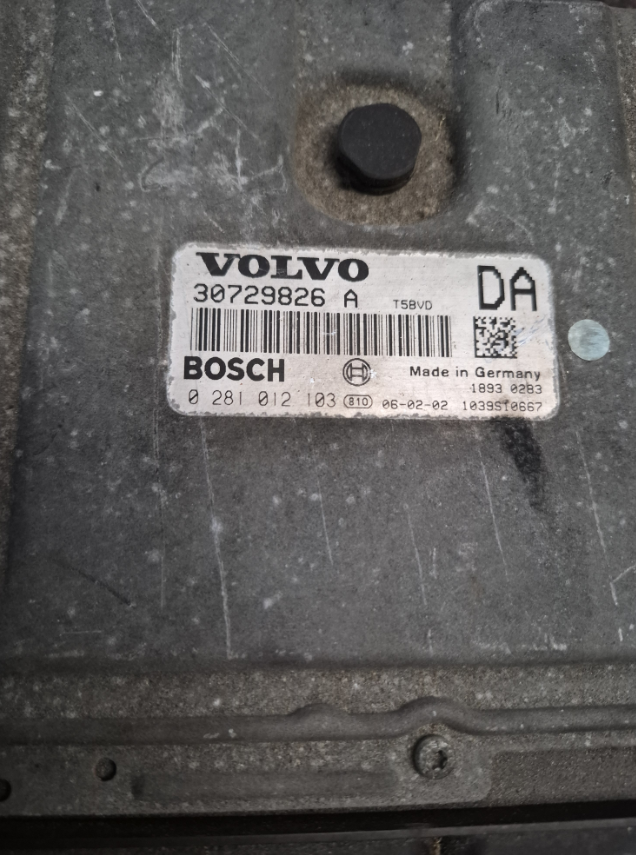 Volvo ECU Bosch - 0281 012 103 / 30729826 A| Used OEM